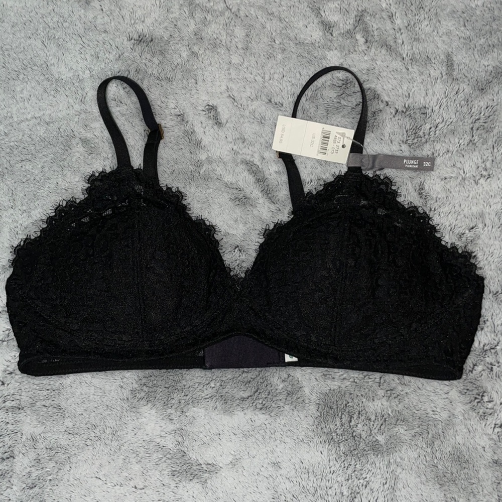 Aerie Plunge Bralette